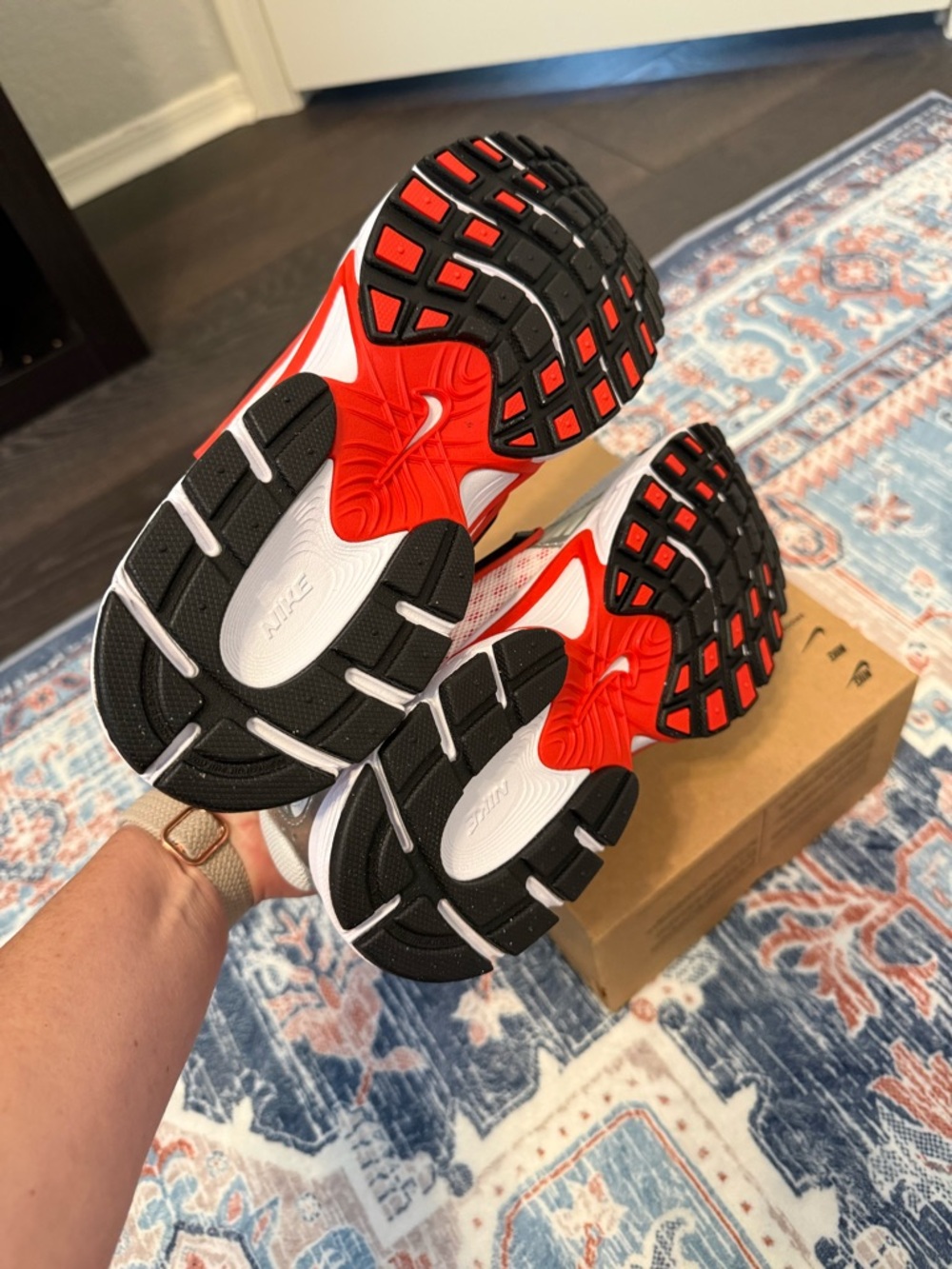 Nike V5 RNR - Picture 4 of 4